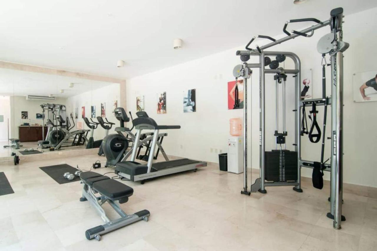 Luxurious & Central Condo In Playa Steps From The Beach 普拉亚卡门 外观 照片
