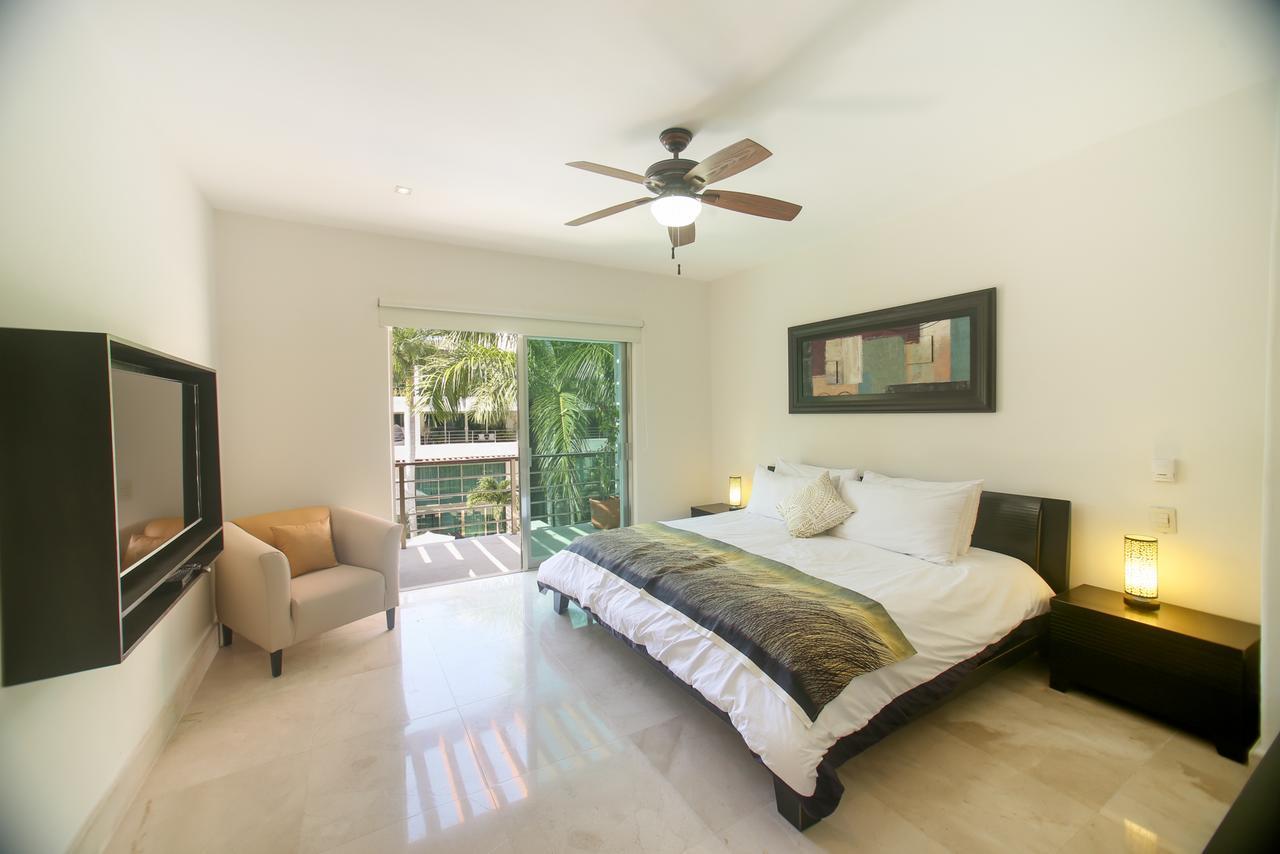 Luxurious & Central Condo In Playa Steps From The Beach 普拉亚卡门 外观 照片