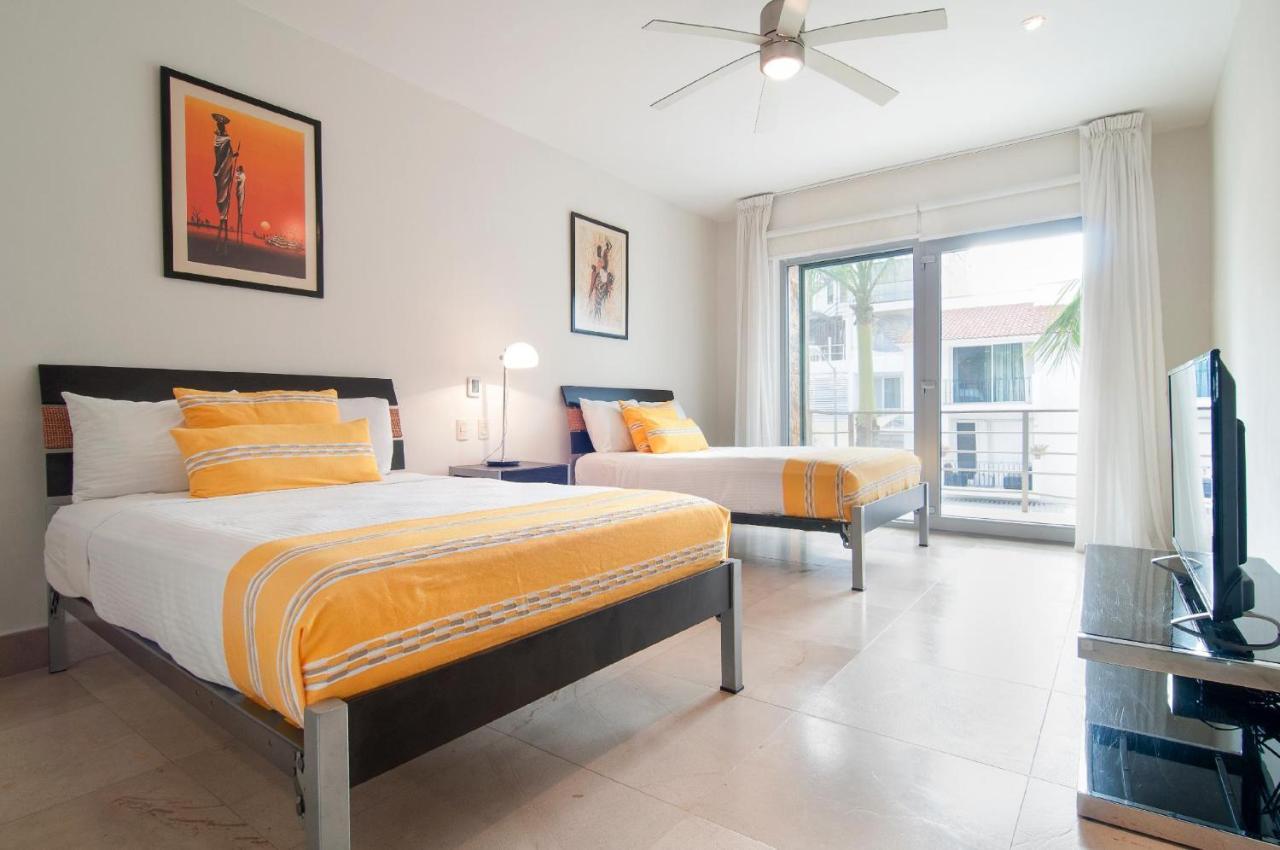 Luxurious & Central Condo In Playa Steps From The Beach 普拉亚卡门 外观 照片