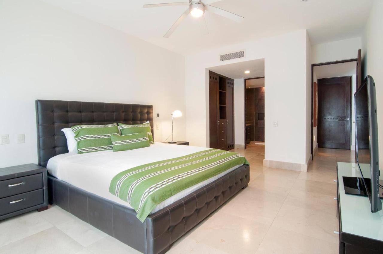 Luxurious & Central Condo In Playa Steps From The Beach 普拉亚卡门 外观 照片