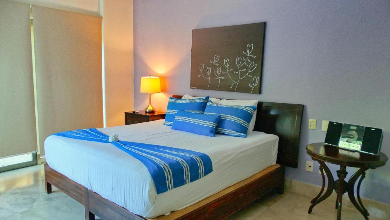 Luxurious & Central Condo In Playa Steps From The Beach 普拉亚卡门 外观 照片