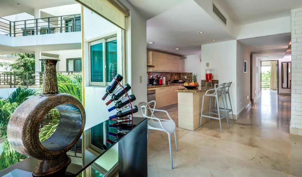 Luxurious & Central Condo In Playa Steps From The Beach 普拉亚卡门 外观 照片
